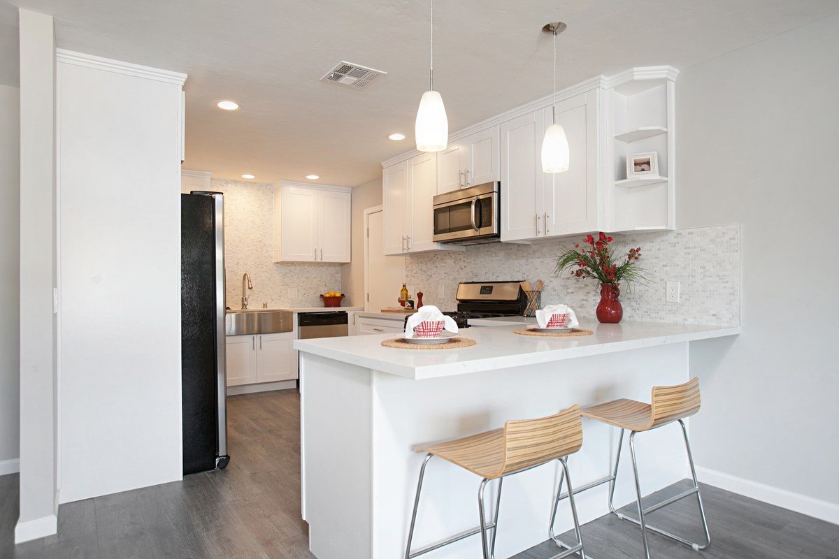 3523 Idlewild Way, San Diego, CA 92117