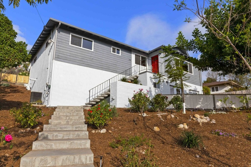 258 S Westwind Dr, El Cajon, CA 92020