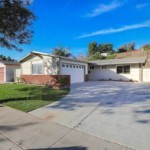 4634 Chateau Dr, San Diego, CA 92117