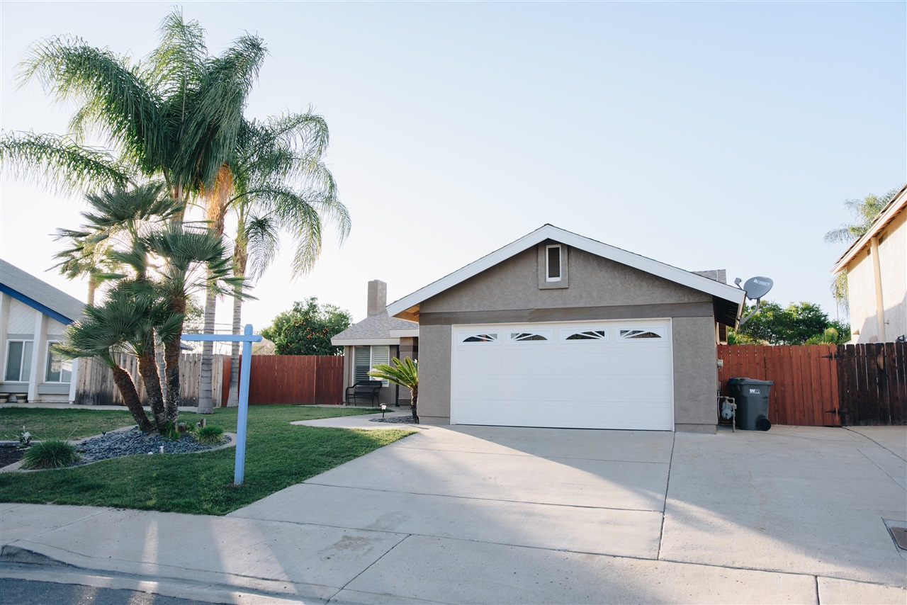 9844 Bend, Santee, CA 92071