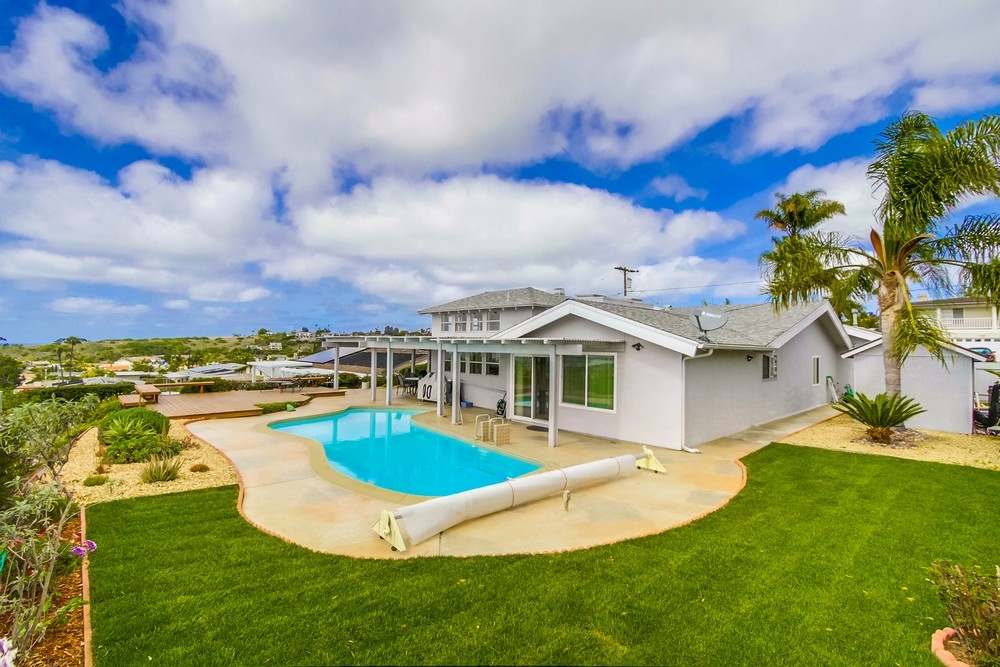 2455 Alto Cerro Cir, San Diego, CA 92109