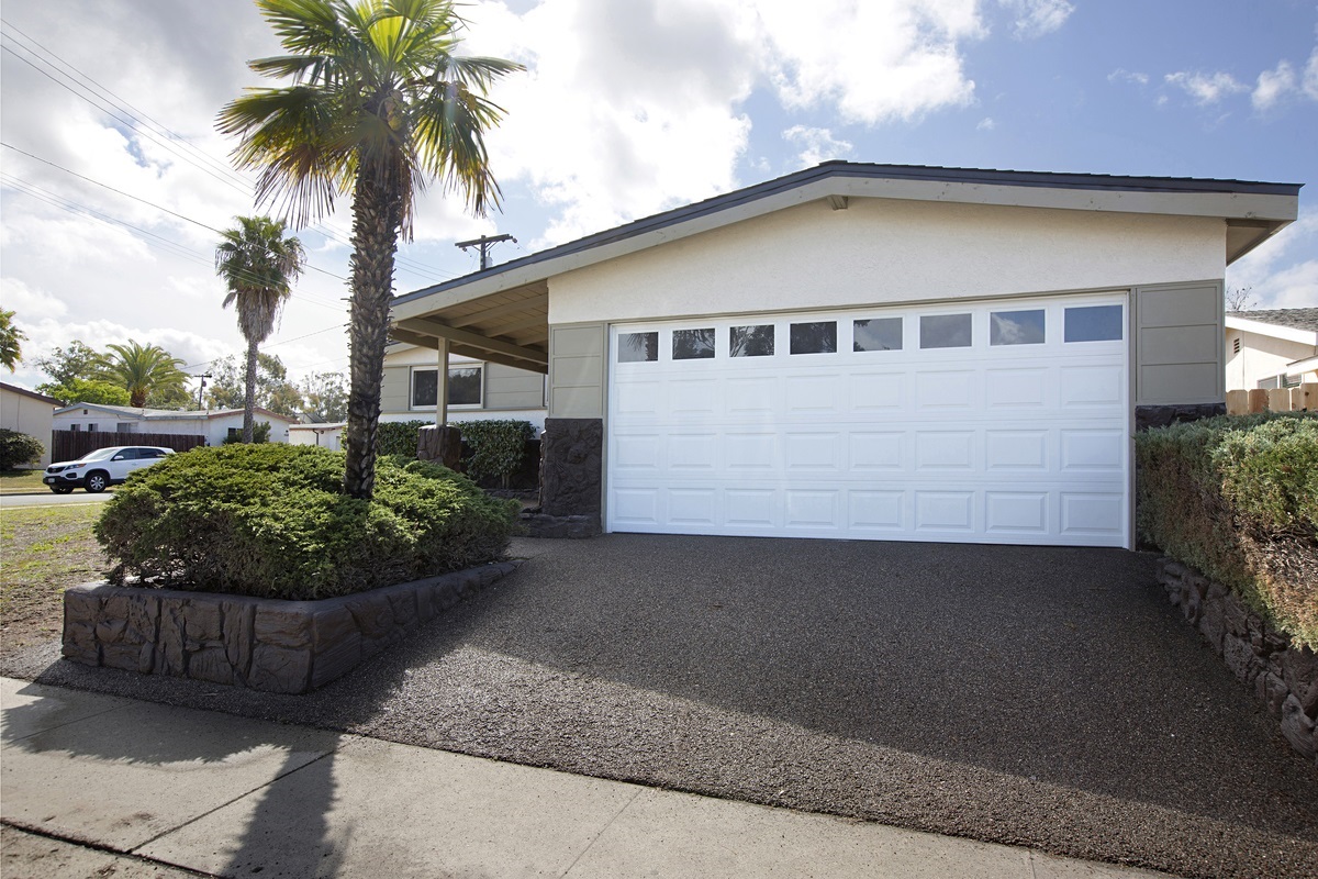 7277 Eckstrom Ave, San Diego, CA 92111