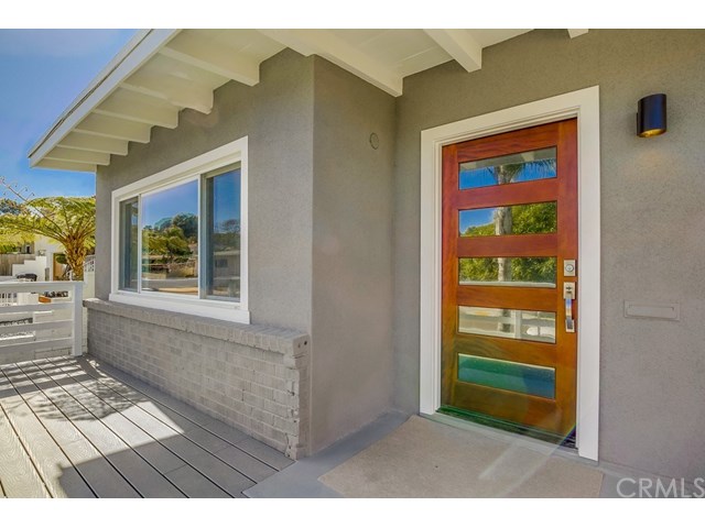 2006 Catalina Boulevard, San Diego, CA 92107