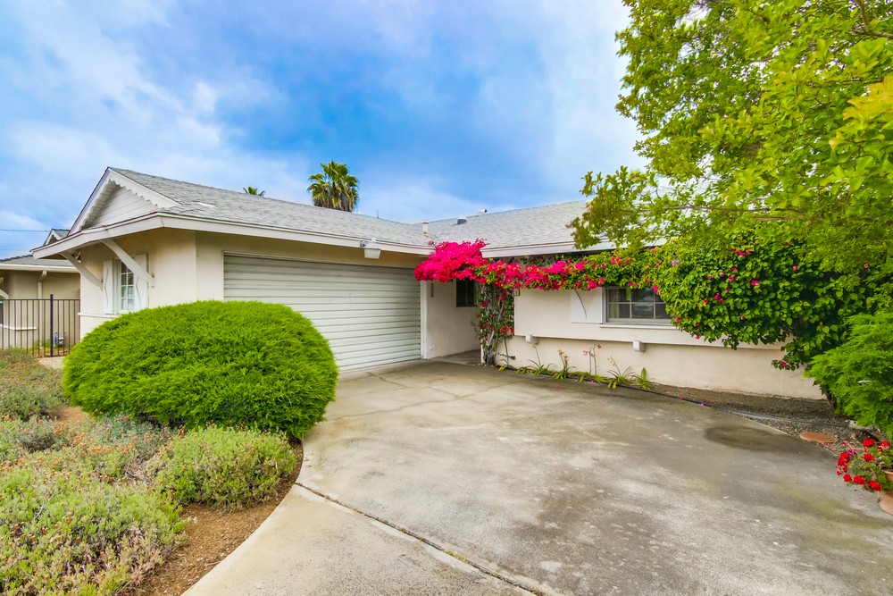 951 Denise Lane, El Cajon, CA 92020
